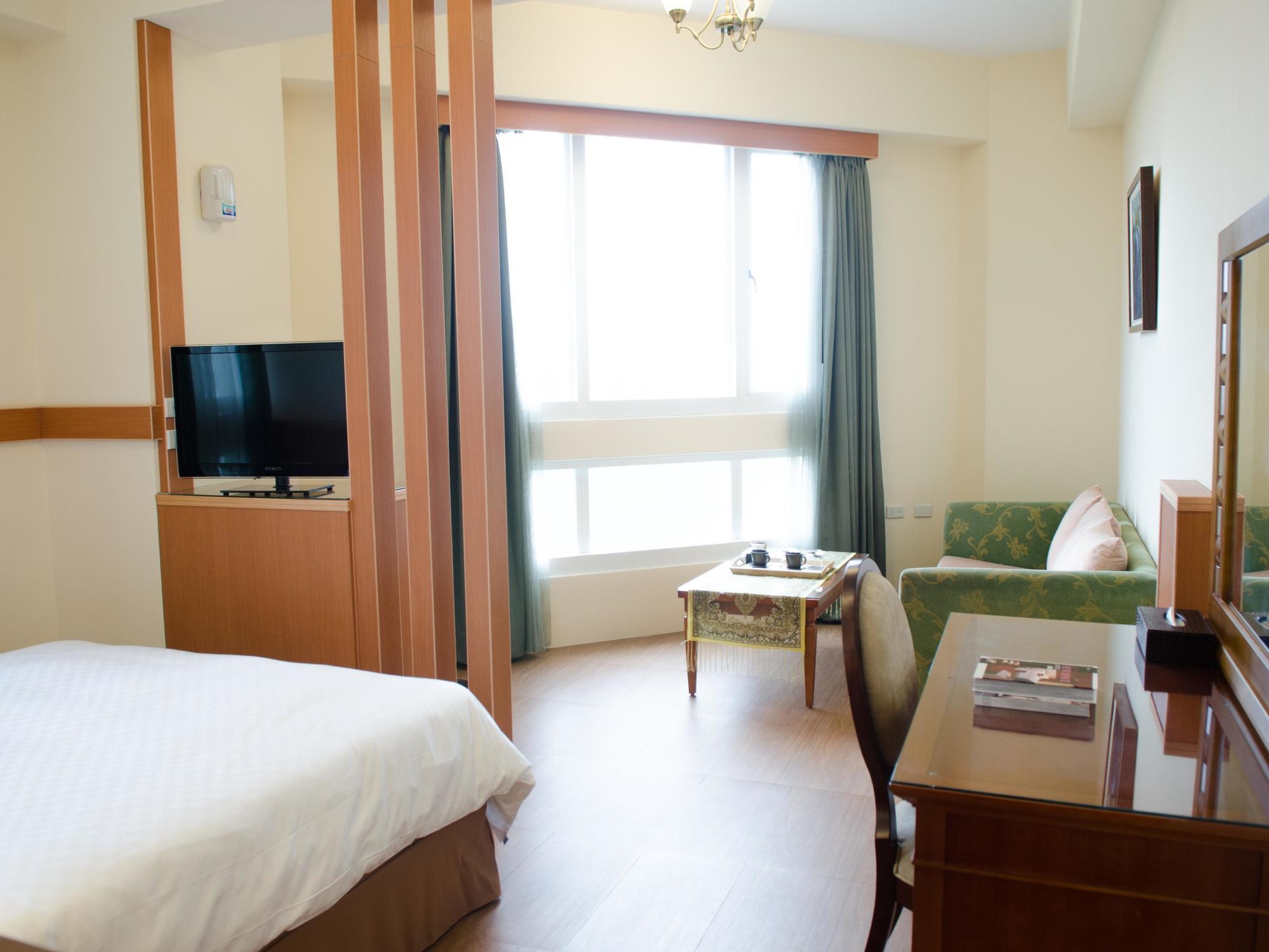 Hotel Lohas Hualien City Exterior photo